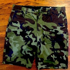 Volcom Mens Camo Shorts Waist Size 38